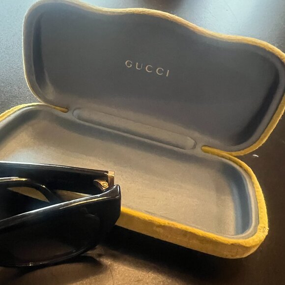 Gucci Cat Eye Sunglasses - Black Gold Grey - Picture 4 of 5